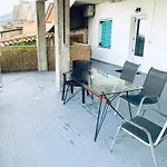 τequila Sunrise Apartment